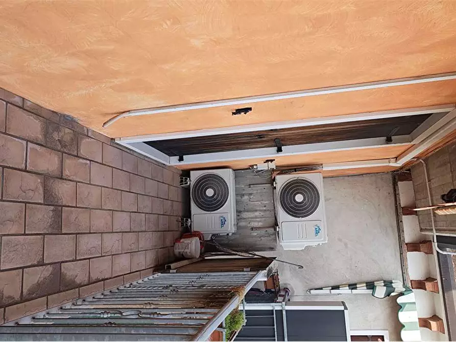 Immagine 29 di Porzione di casa in vendita  in Località Piombine  6 a Villafranca Di Verona