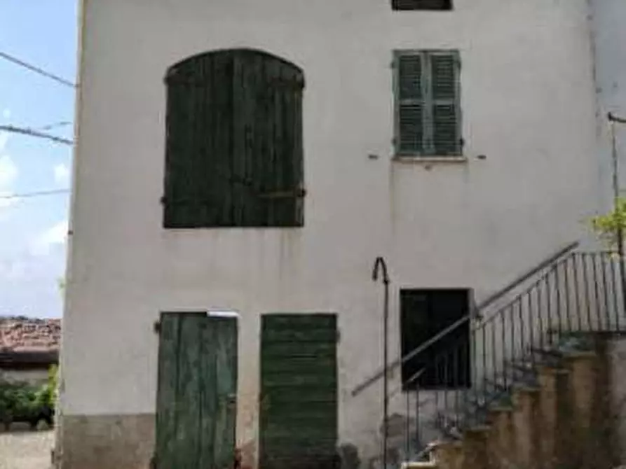 Immagine 1 di Porzione di casa in vendita  in Via Roma a Morsasco