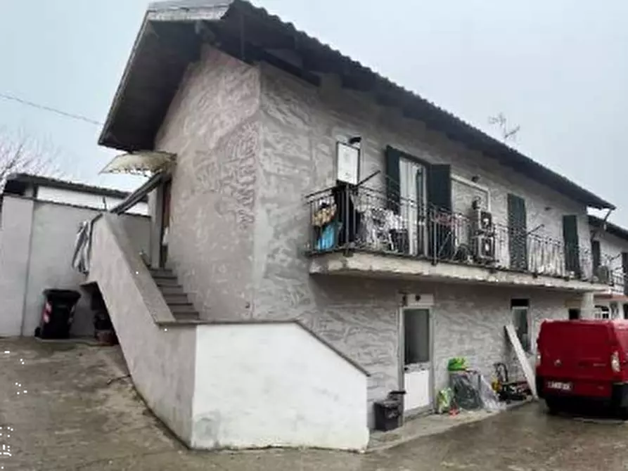 Immagine 1 di Porzione di casa in vendita  in Via Carducci  a Bergamasco