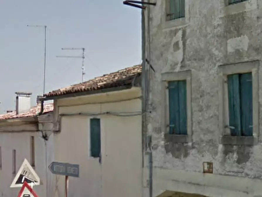 Immagine 1 di Porzione di casa in vendita  in via Manzana a Vittorio Veneto