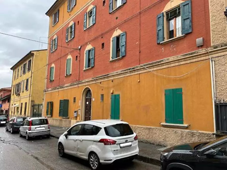 Immagine 1 di Appartamento in vendita  in via del Milliario a Bologna