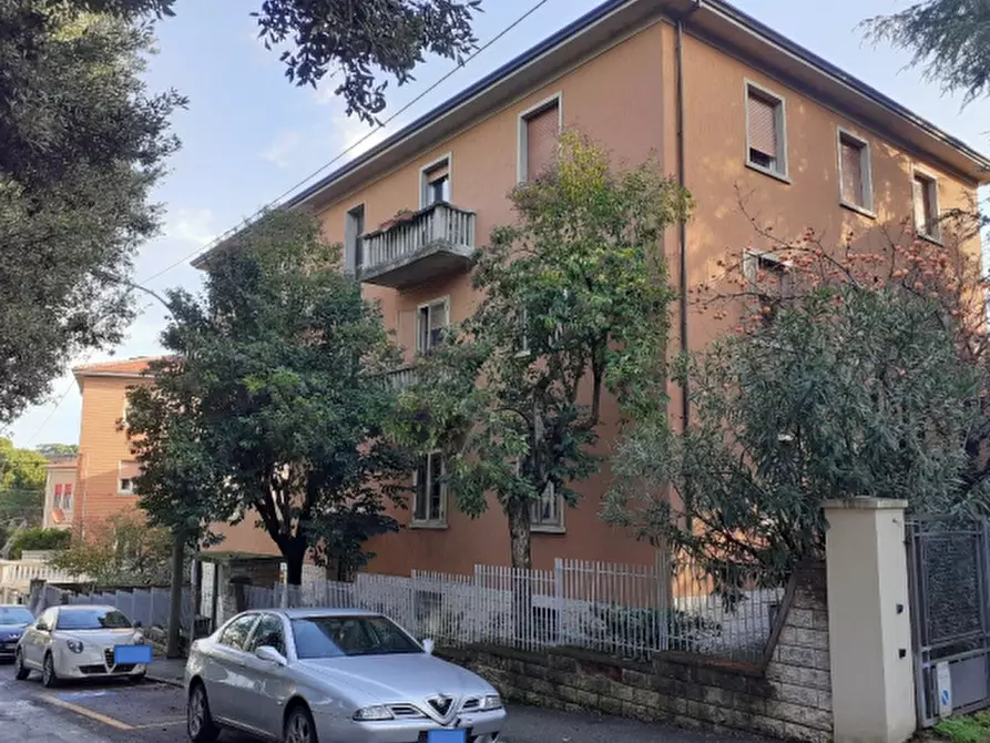 Immagine 1 di Appartamento in vendita  in via Berengario da Carpi a Bologna