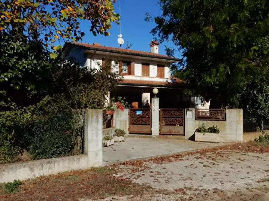 Immagine 1 di Porzione di casa in vendita  in via Viscon a Castelfranco Veneto