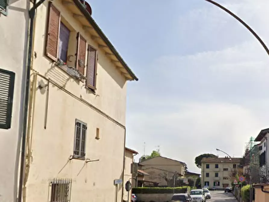 Immagine 1 di Porzione di casa in vendita  in Via del Vecchio Ponte a Signa