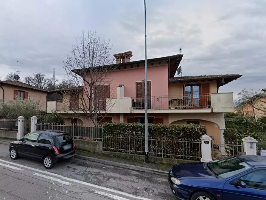 Immagine 1 di Casa bifamiliare in vendita  in Via M. Cerutti a Lonato del Garda