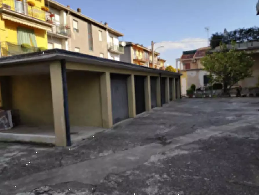 Immagine 1 di Garage in vendita  in Via Conciliazione a Travagliato