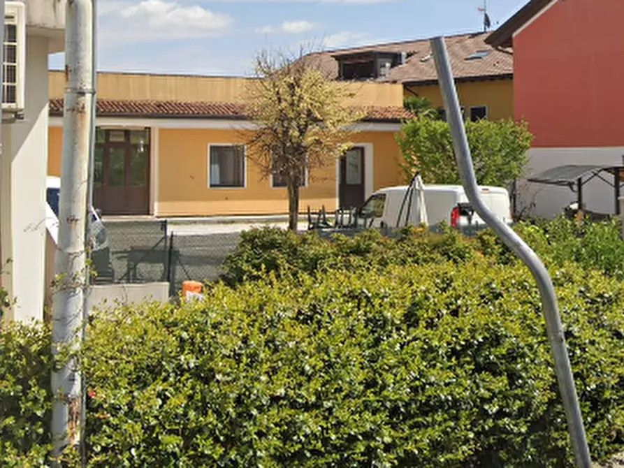 Immagine 1 di Magazzino in vendita  in via Carnaro a Pordenone