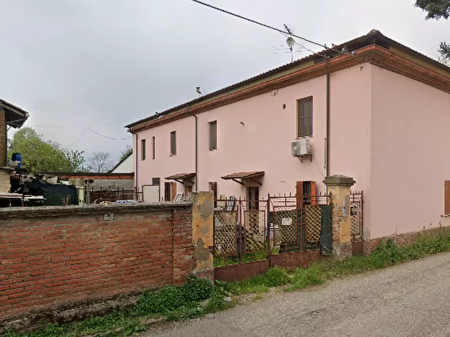 Immagine 1 di Porzione di casa in vendita  in Strada Menaccia a Alessandria