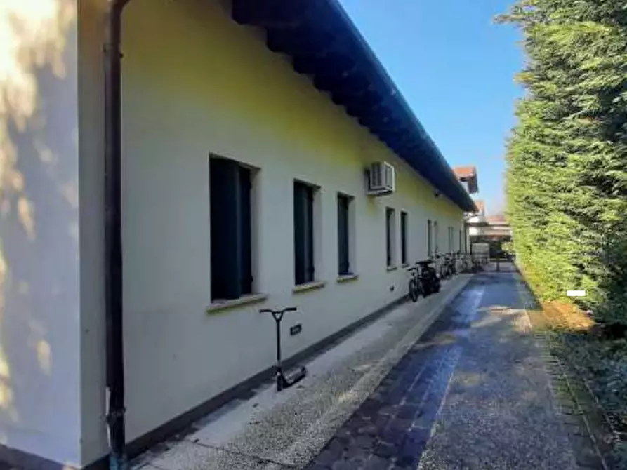 Immagine 1 di Casa indipendente in vendita  in Strada del Confine a Tezze Sul Brenta