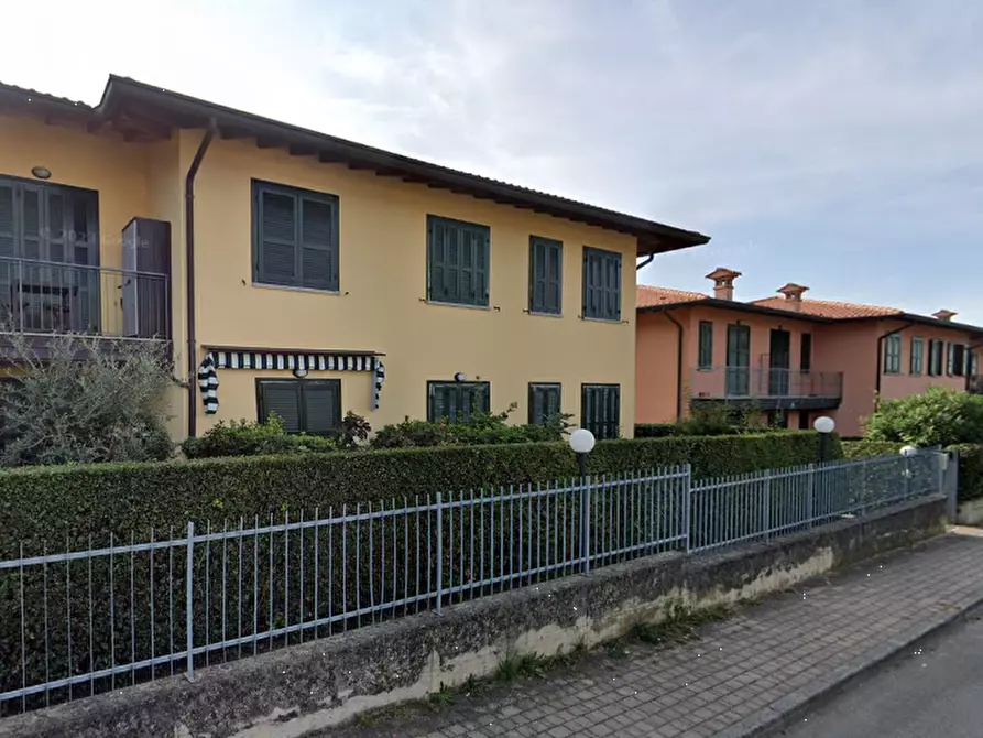 Immagine 1 di Appartamento in vendita  in Via Serraglie a Puegnago Sul Garda