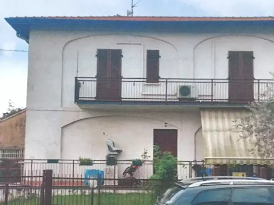 Immagine 1 di Porzione di casa in vendita  in VIA XX Settembre a Lurate Caccivio