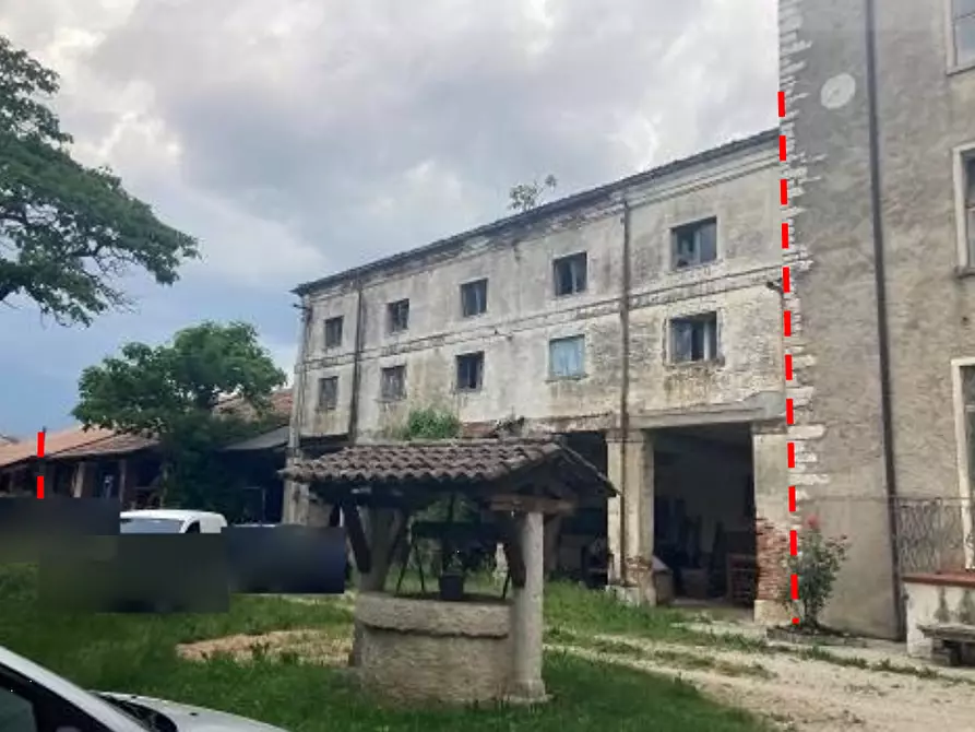 Immagine 1 di Porzione di casa in vendita  in Via Ca Trenta a Schio