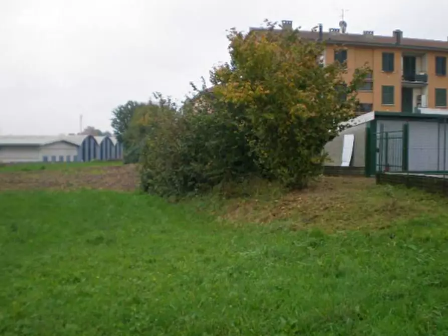 Immagine 1 di Terreno agricolo in vendita  in Via Monte Rosa a Cermenate