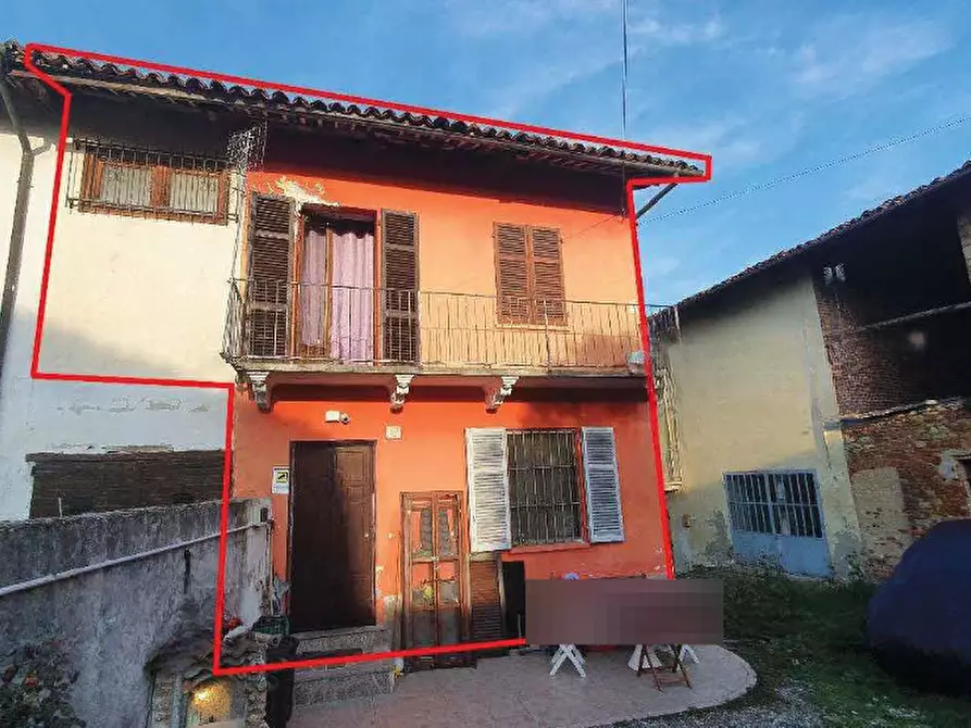 Immagine 1 di Porzione di casa in vendita  in Via Giunipero a Castelnuovo Don Bosco