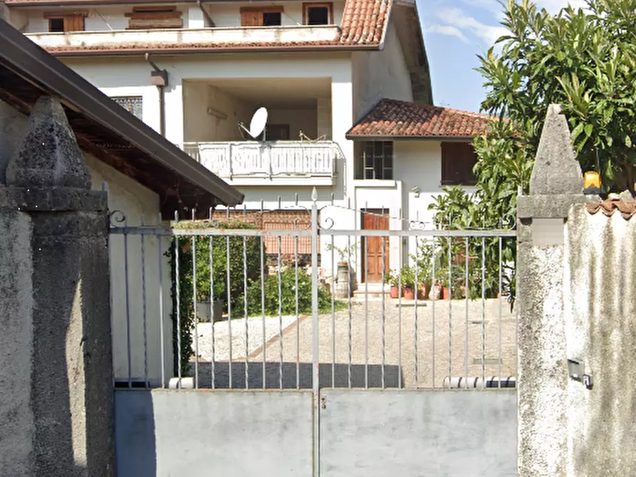 Immagine 1 di Casa indipendente in vendita  in Via C. Battisti a Prevalle