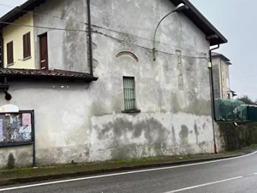 Immagine 1 di Appartamento in vendita  in Via Papa Giovanni a Barzano'