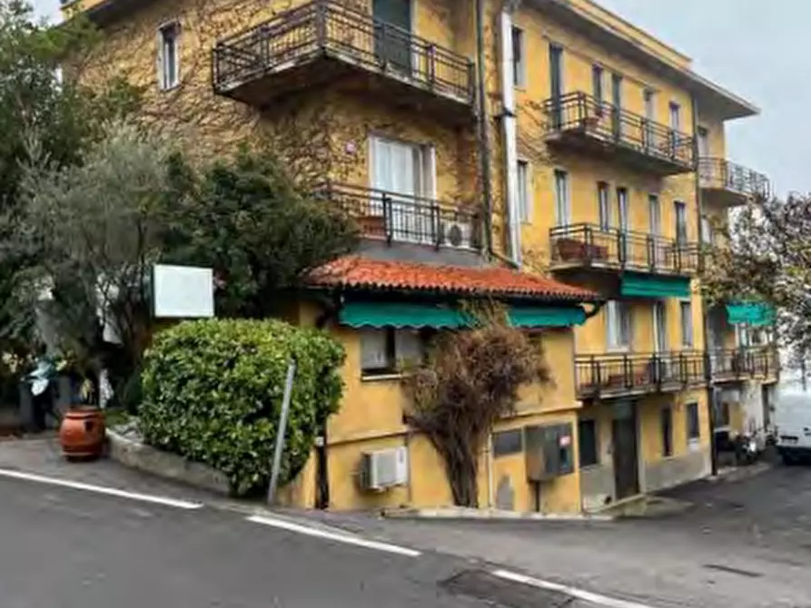 Immagine 1 di Negozio in vendita  in Via XXIV Maggio a Vigano'