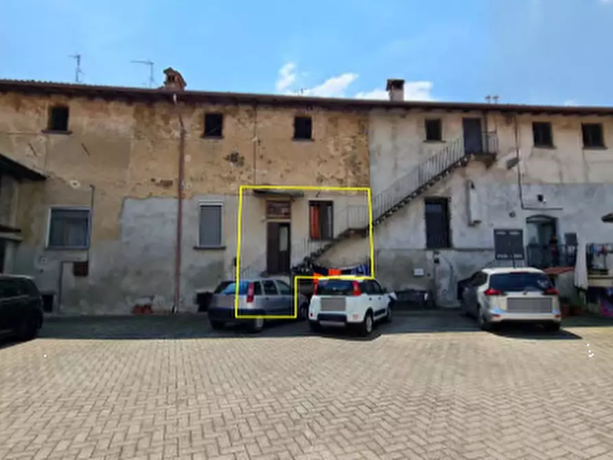 Immagine 1 di Appartamento in vendita  in Via Interna a Barzano'