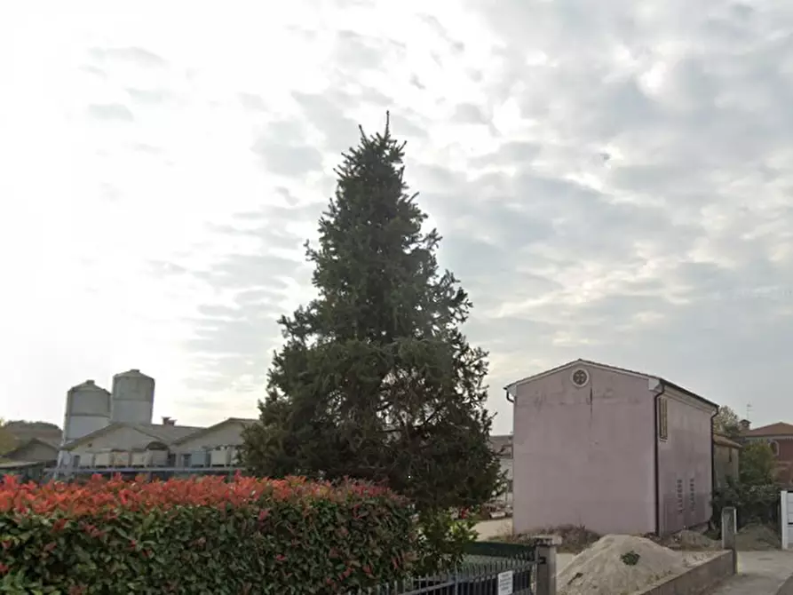 Casa indipendente in vendita in via Giacomo Matteotti a Gavello