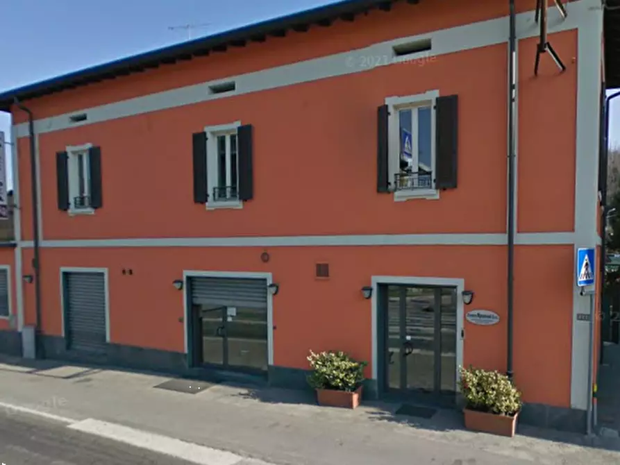 Immagine 1 di Appartamento in vendita  in Via Nazionale a Calco