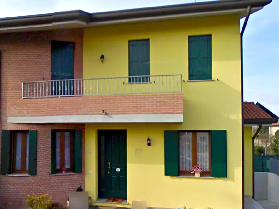 Immagine 1 di Porzione di casa in vendita  in Via dei Donatori a Rovigo