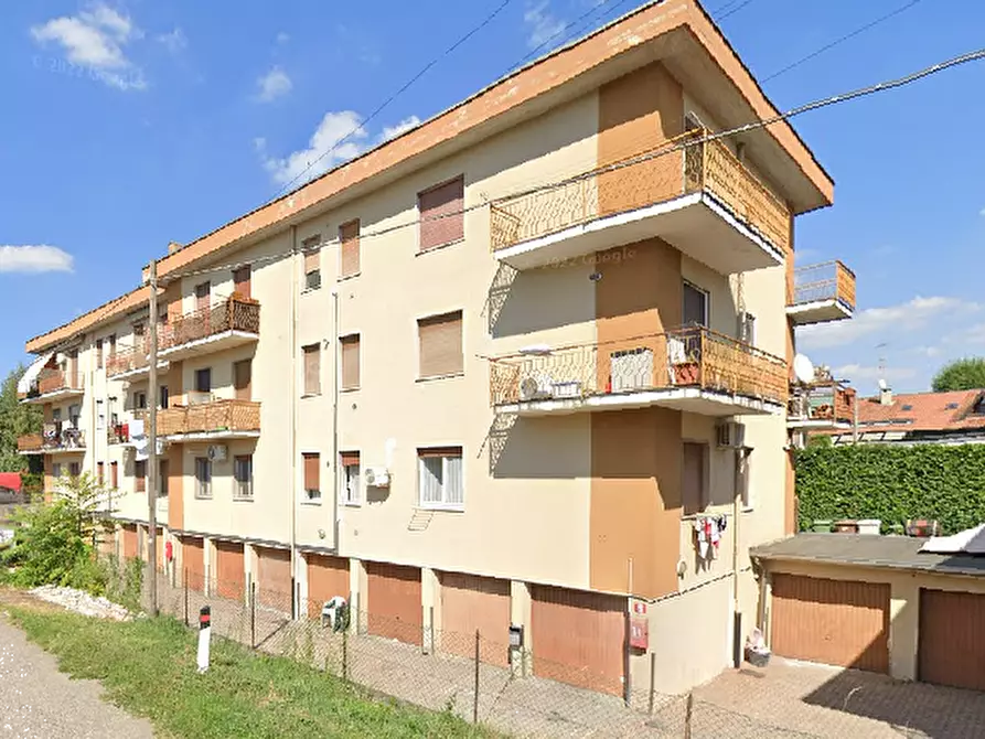 Immagine 1 di Appartamento in vendita  in Via Giuseppe Giusti a Gallarate