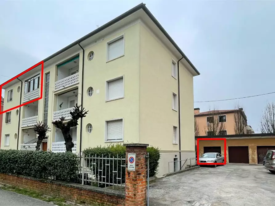 Immagine 1 di Appartamento in vendita  in Via Giovanni Pozzobon a Treviso