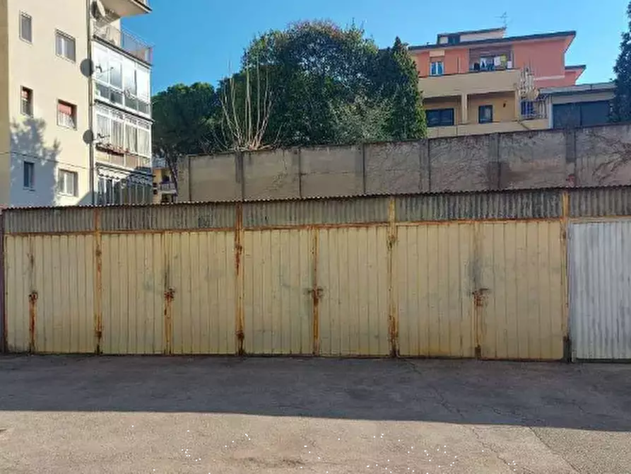 Immagine 1 di Garage in vendita  in Via Dell'Olivuzzo  a Firenze