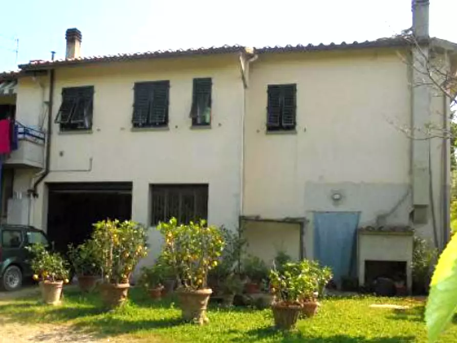 Immagine 1 di Porzione di casa in vendita  in Via Empolese a San Casciano In Val Di Pesa