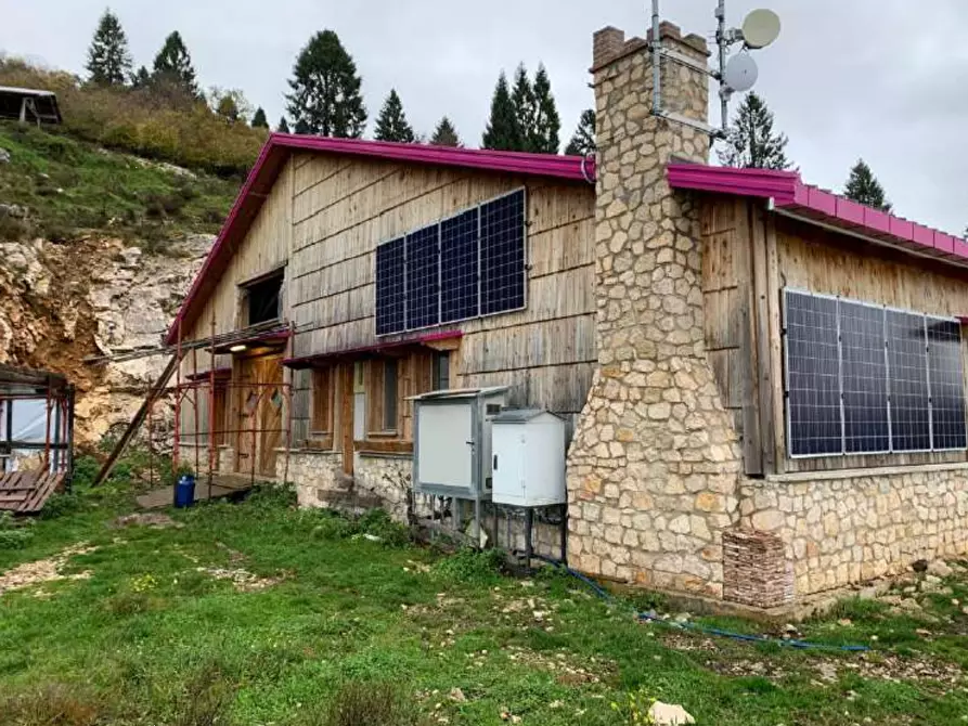 Immagine 1 di Terreno agricolo in vendita  in Via degli Scaligeri a Caltrano