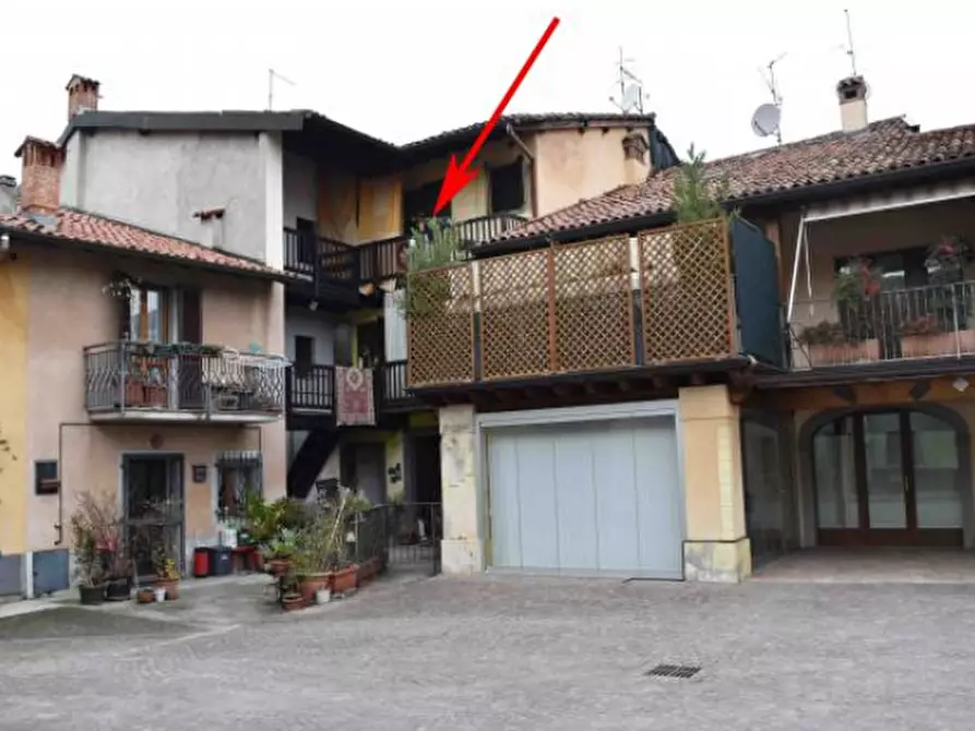 Immagine 1 di Porzione di casa in vendita  in via Monfalcone a Stezzano