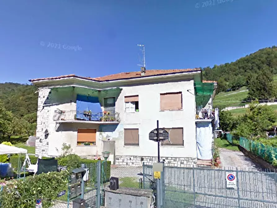 Immagine 1 di Appartamento in vendita  in Via alla Fonte a Spinone Al Lago