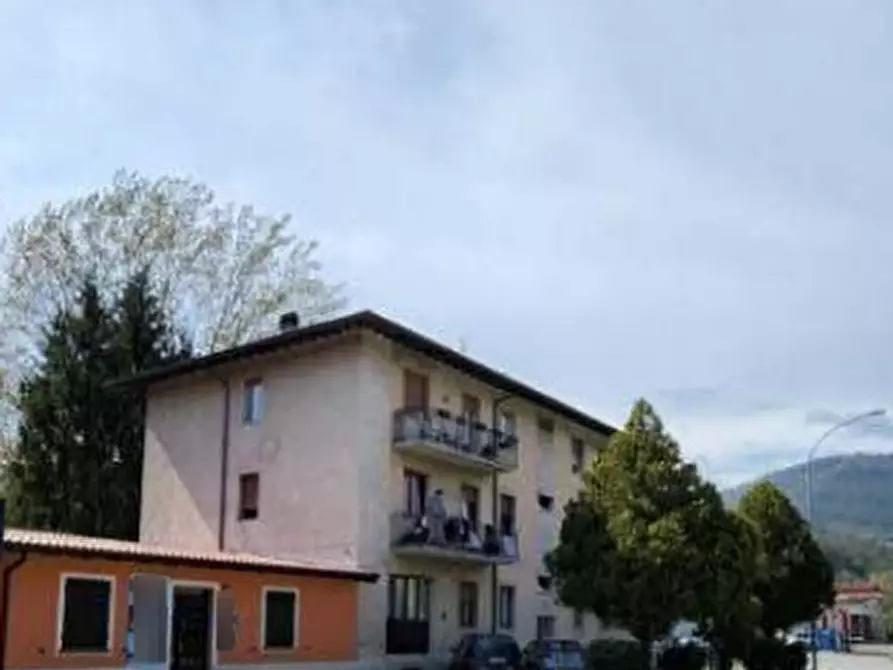 Immagine 1 di Appartamento in vendita  in Via Valsabbia a Lumezzane