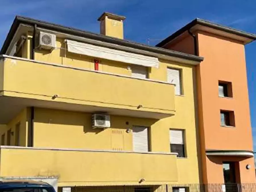 Immagine 1 di Appartamento in vendita  in Via L. Perosi  a Barbarano Mossano