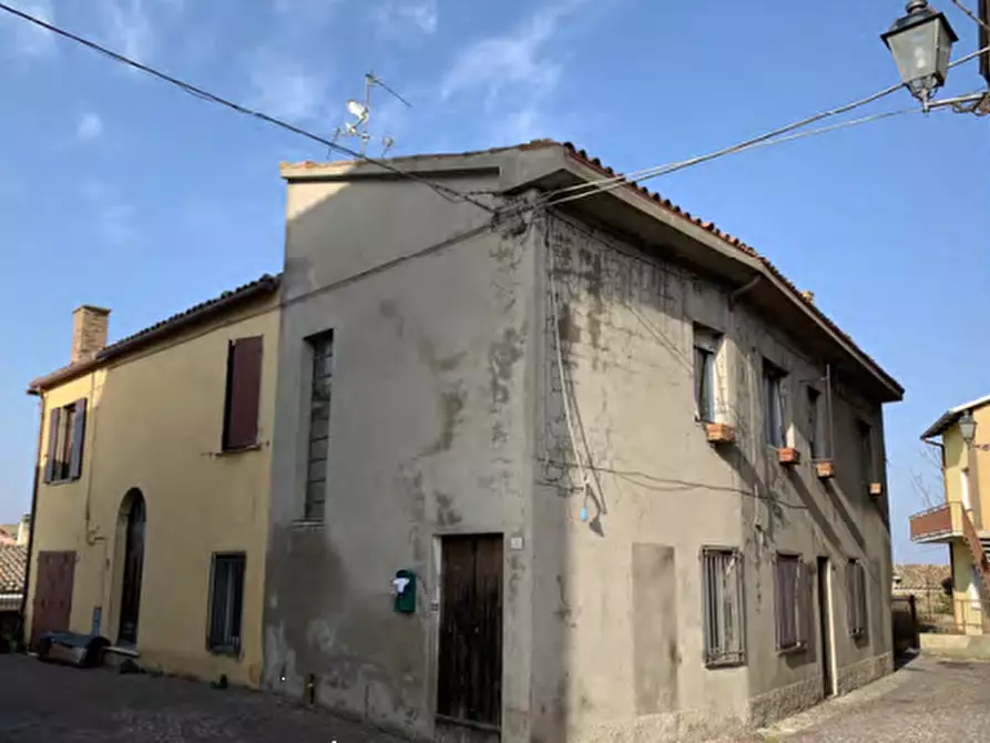 Immagine 1 di Porzione di casa in vendita  in Via IV Novembre a Tavoleto