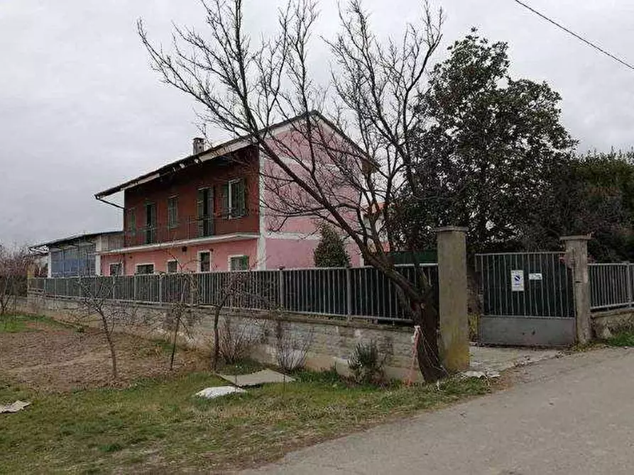 Immagine 1 di Porzione di casa in vendita  in Via Cavour a Caluso