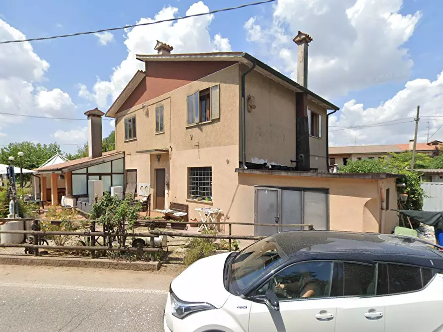 Immagine 1 di Casa indipendente in vendita  in via Monsignor Candido Breda a Paese