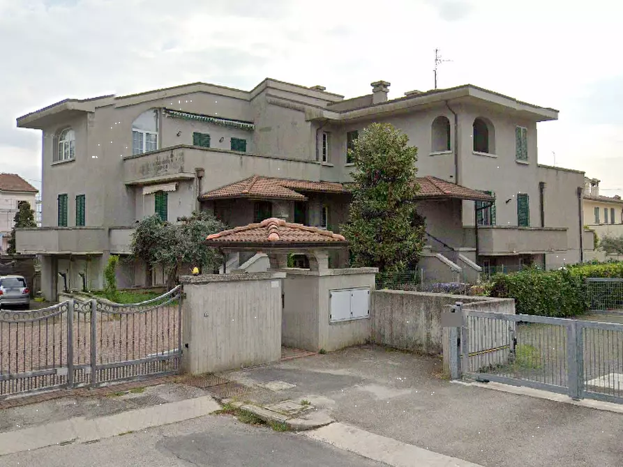 Immagine 1 di Appartamento in vendita  in Via Montanara a Forli'