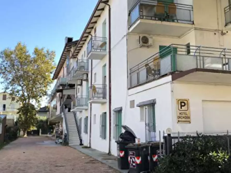 Immagine 1 di Hotel in vendita  in Via Archimede a Cesenatico