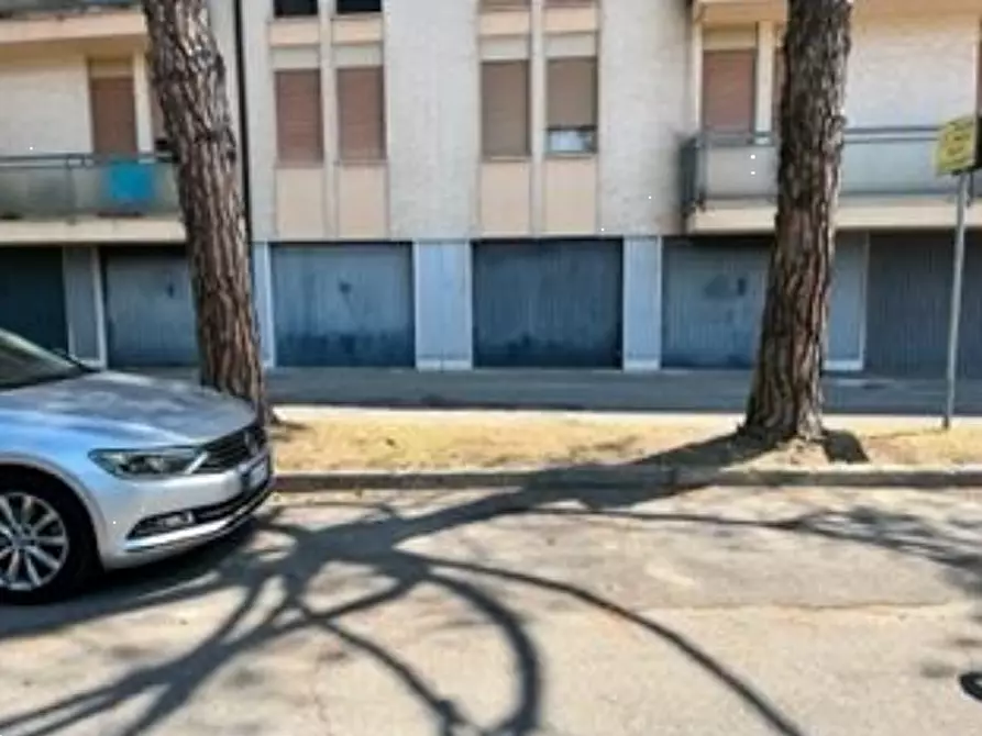 Immagine 1 di Posto auto in vendita  in Via Jacopo Filiasi a Venezia