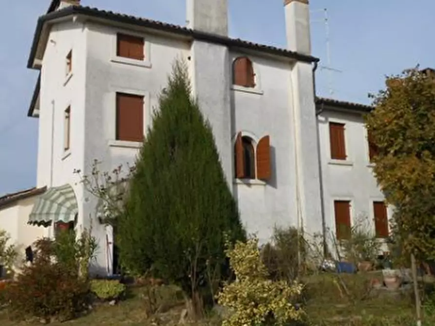 Immagine 1 di Porzione di casa in vendita  in via Marcorè a Conegliano