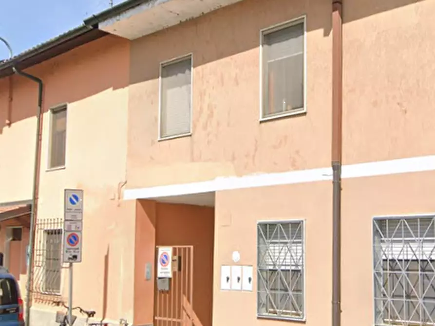 Immagine 1 di Appartamento in vendita  in Via Volturno a Melegnano