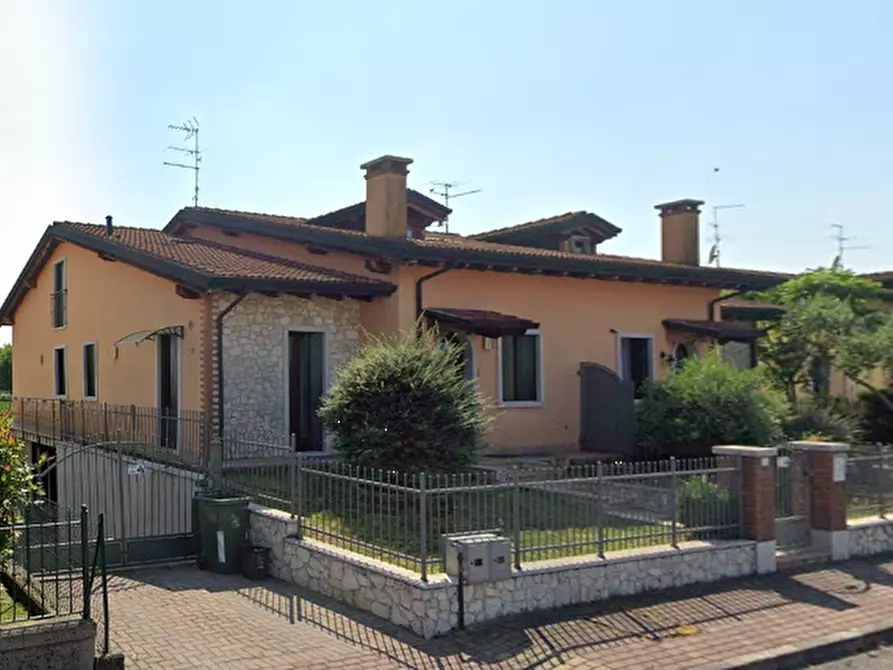 Immagine 1 di Porzione di casa in vendita  in via Quadrelli a Ronco All'adige