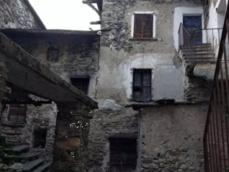 Immagine 1 di Rustico / casale in vendita  in Via Centrale di Sopra a Peglio