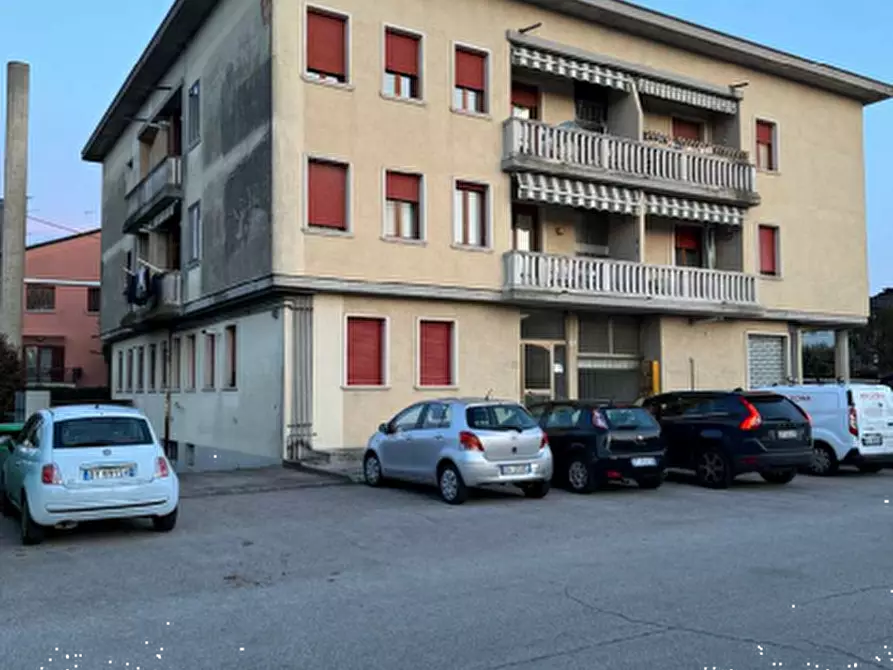 Immagine 1 di Appartamento in vendita  in Via Pepe a Santa Maria Di Sala