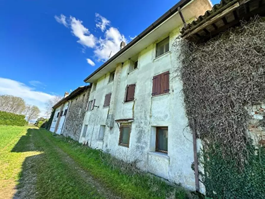 Immagine 1 di Rustico / casale in vendita  in Via della Ferrovia a Pavia Di Udine