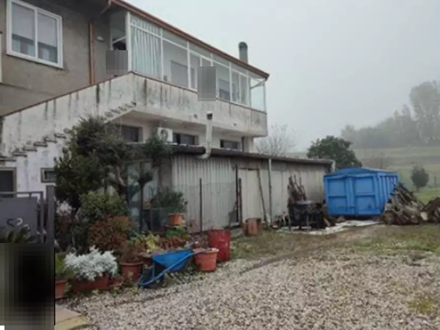 Immagine 1 di Porzione di casa in vendita  in Via Melegnano a Rovigo