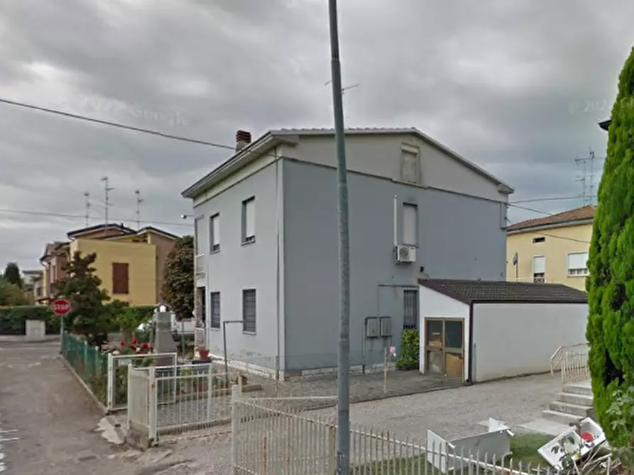 Immagine 1 di Porzione di casa in vendita  in Via Martiri della Libertà a San Possidonio