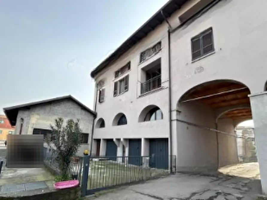 Immagine 1 di Appartamento in vendita  in Viale Montecatini a Romano Di Lombardia