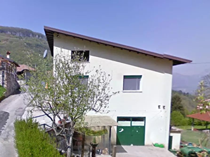 Immagine 1 di Casa indipendente in vendita  in via Medil a Belluno